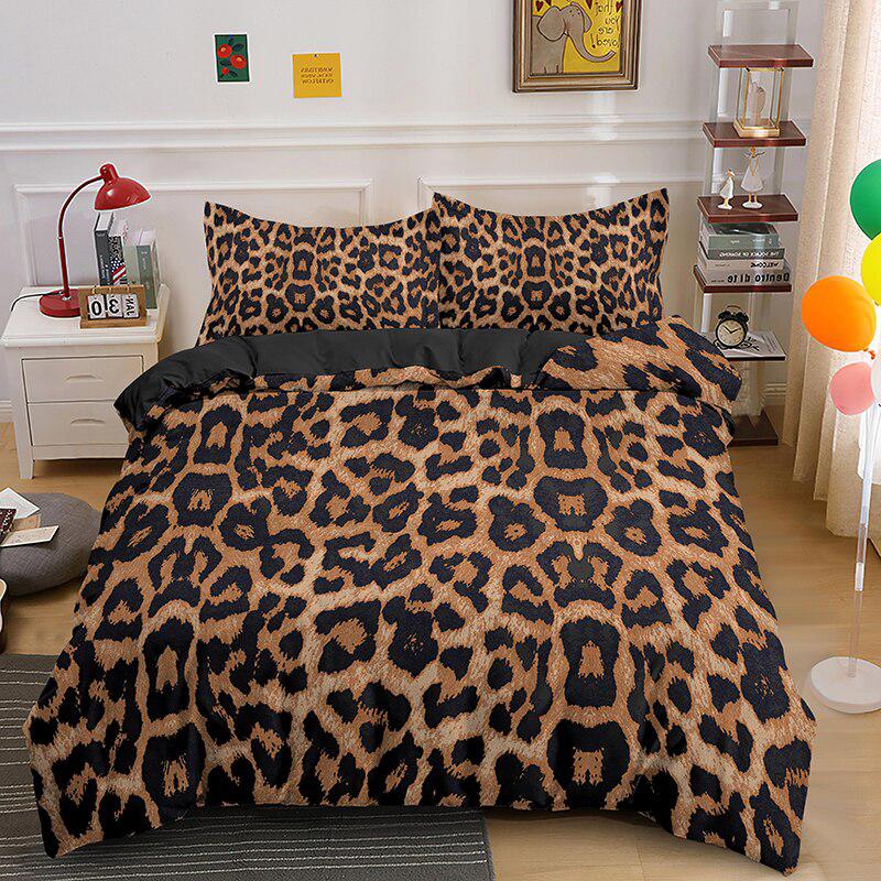 Leopard pattern duvet cover